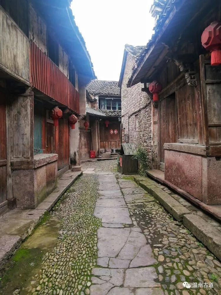 大跳跃的方块