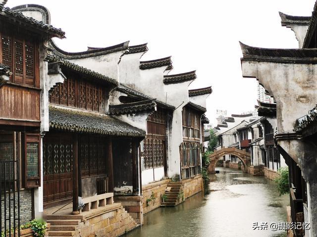 河南嵩县:水美鱼肥庆丰收
